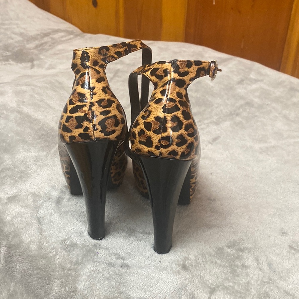 Leopard print ankle open toed heels